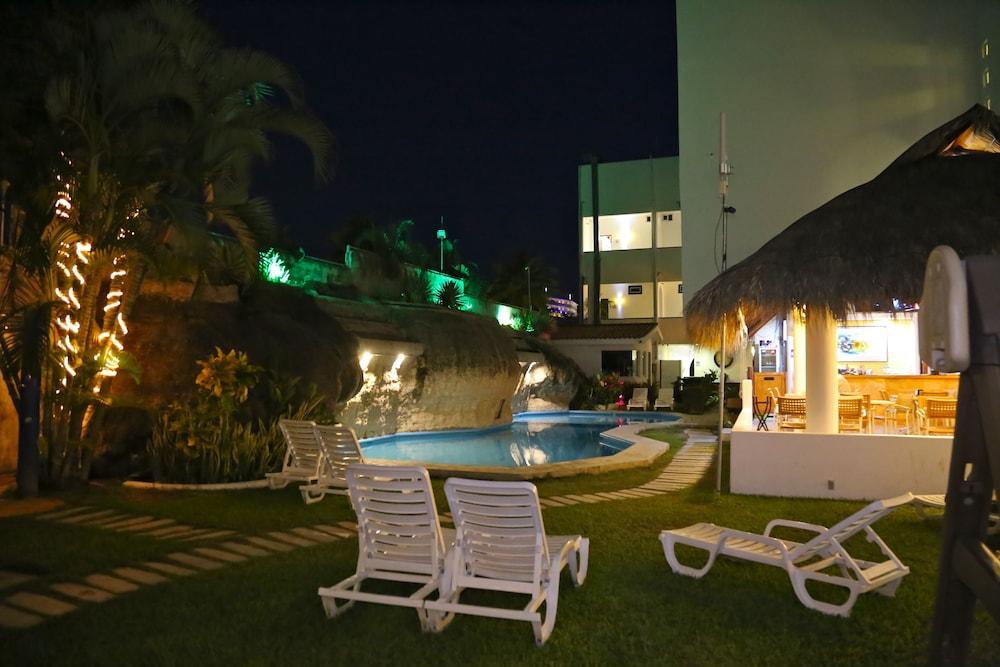 Hotel Alikar Santa Cruz Huatulco Exterior photo