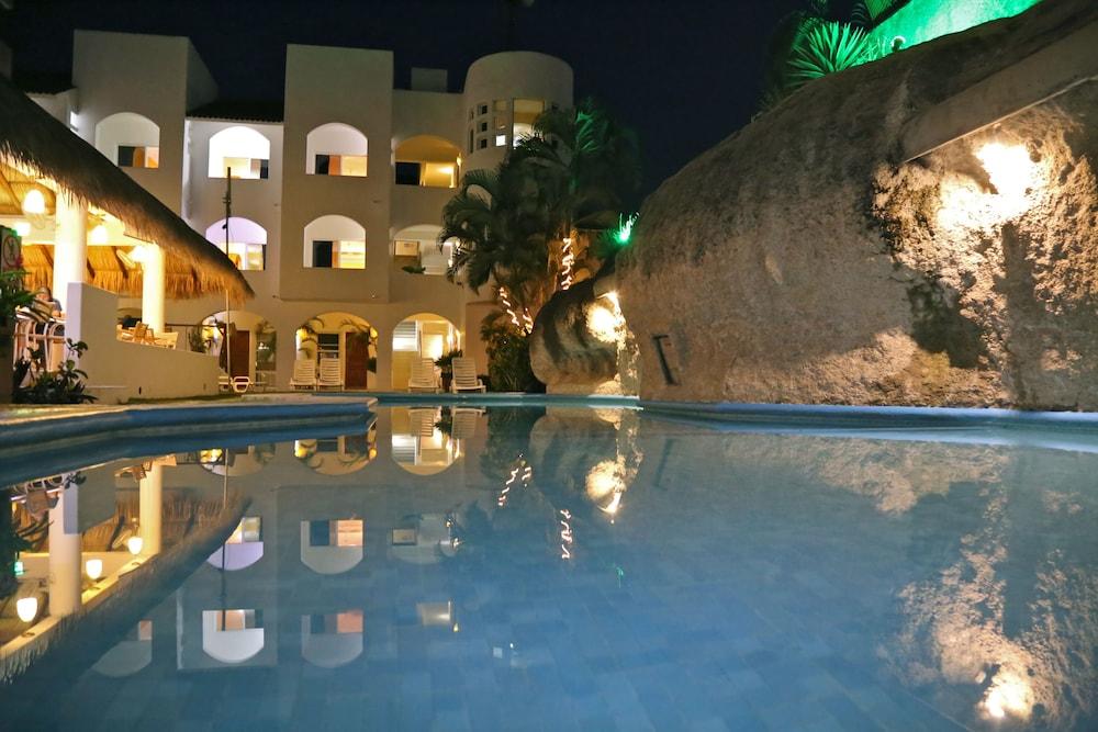 Hotel Alikar Santa Cruz Huatulco Exterior photo